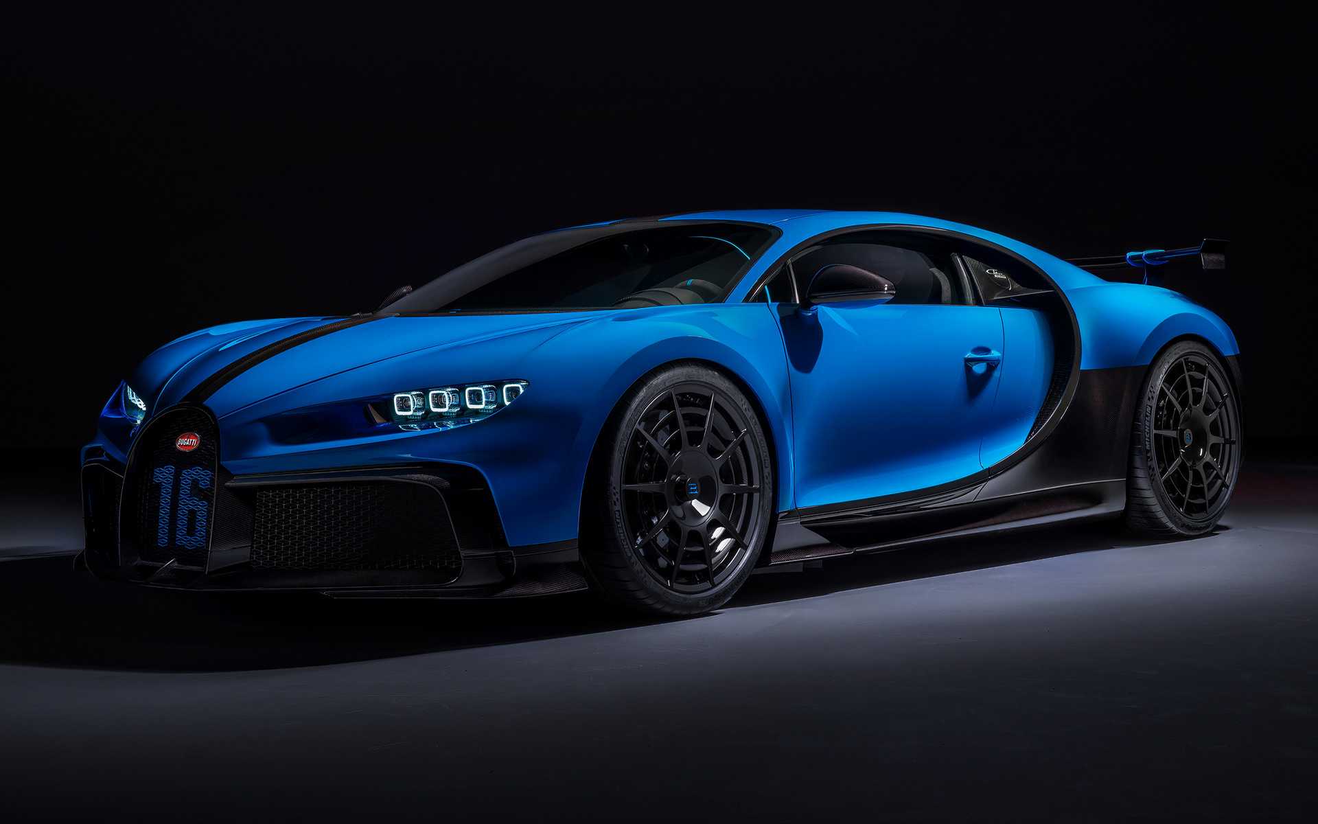 Bugatti chiron характеристики: максимальная скорость, двигатель, интерьер, экстерьер