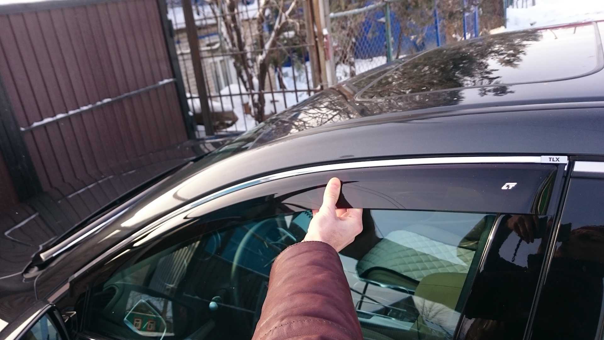 Правильная установка дефлекторов на авто: инструкция как не сломать