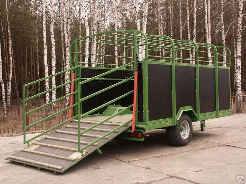 Прицеп коневоз для перевозки скота и крупных животных